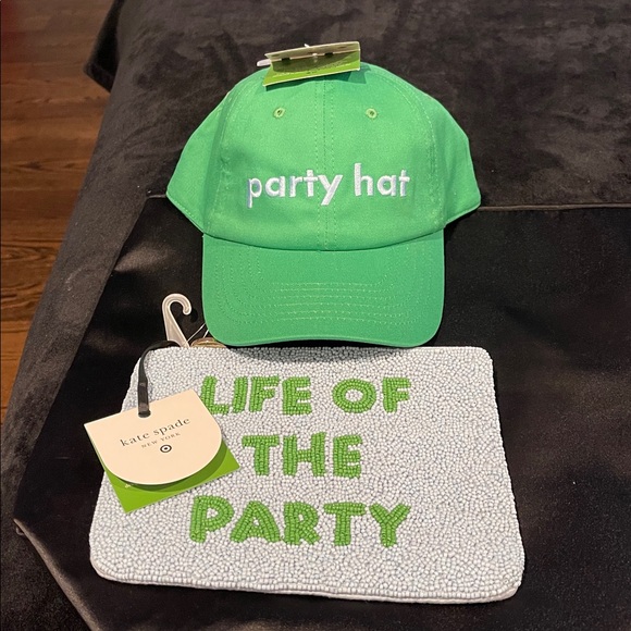 Green 'Party Hat' Cap with matching bag so fabulous - Picture 4 of 4